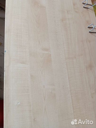 Детский письменный стол и стул