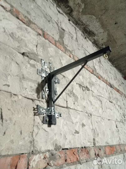 Боксерский мешок с креплением