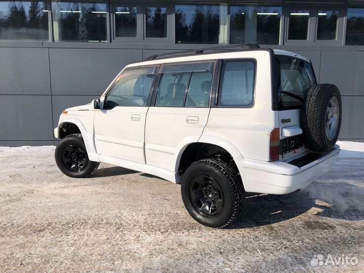 Suzuki Escudo 2.0 МТ, 1997, 399 200 км