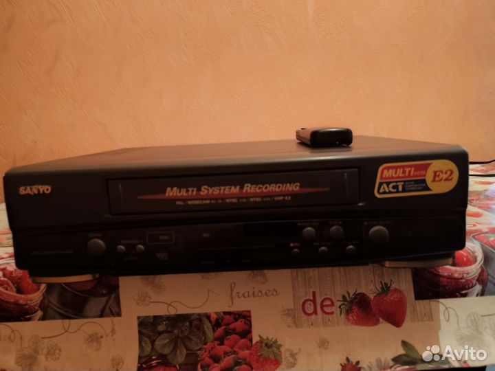 Видеомагнитофон sanyo VHP-E2