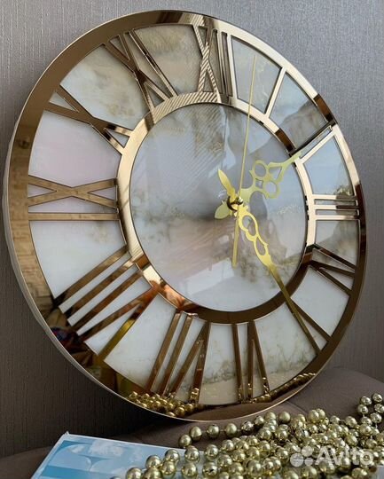 Часы интерьерные