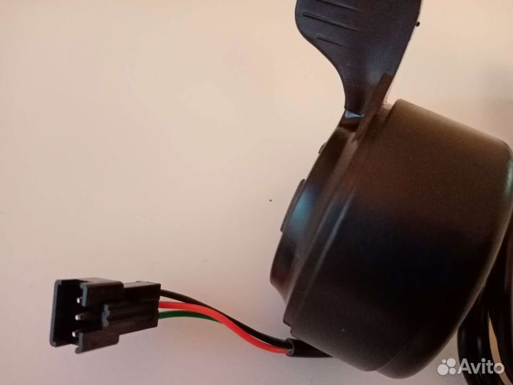 Ручка газа. (курок)