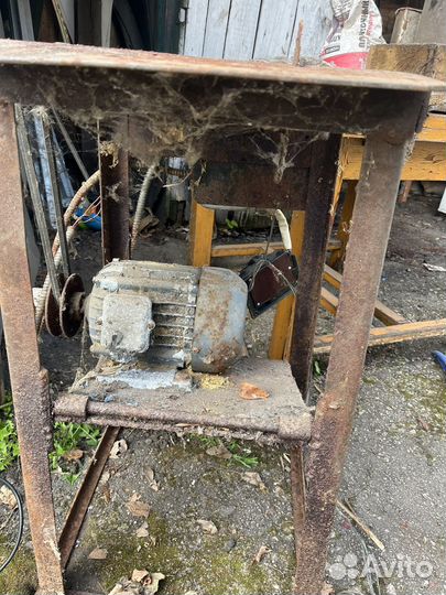 Циркулярная пила самоделка