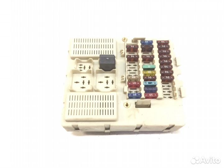Ford Tourneo Connect коннект Блок Предохранителей