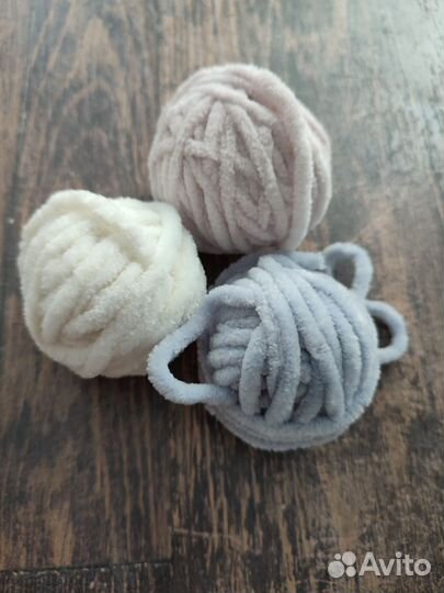 Ниточки клубочки