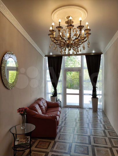 Гостиница, 330 м²