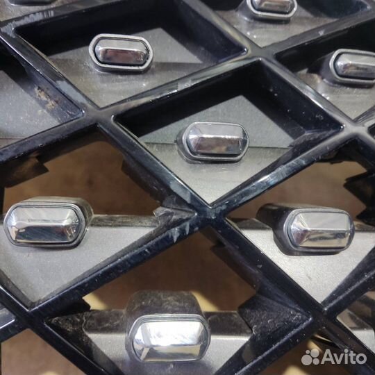 Декоративная решетка радиатора Chery Tiggo 8 Pro