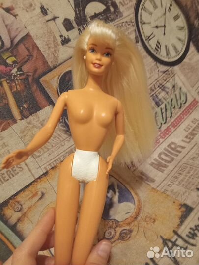 Куколка Барби 90-х годов