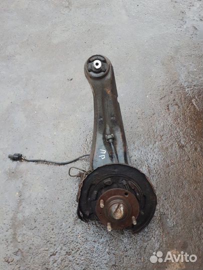 Рычаг продольный задний правый Mitsubishi Lancer 9