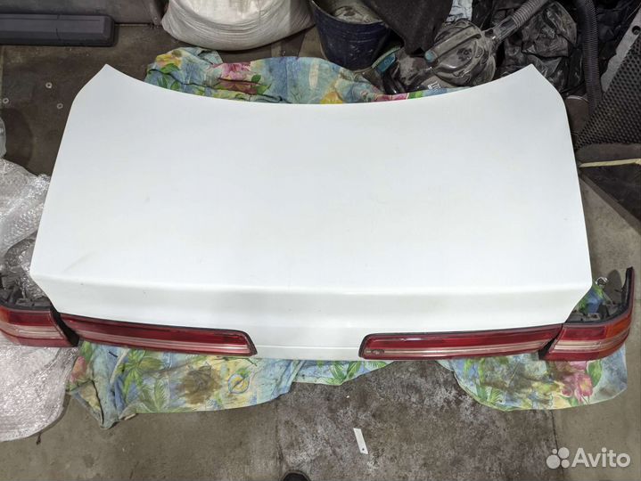 Крышка багажника Mark 2 100