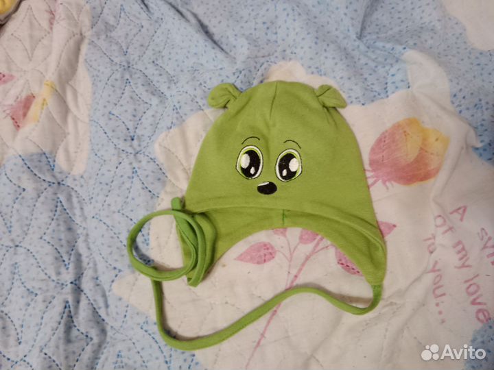 Шапка для малыша осенняя/весенняя