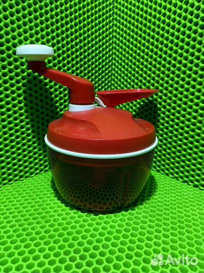 Ручной комбайнер Tupperware