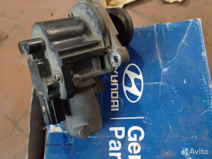 Клапан рециркуляции выхлопных газов Hyundai Santa