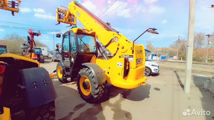 Телескопический погрузчик JCB 540-170, 2021