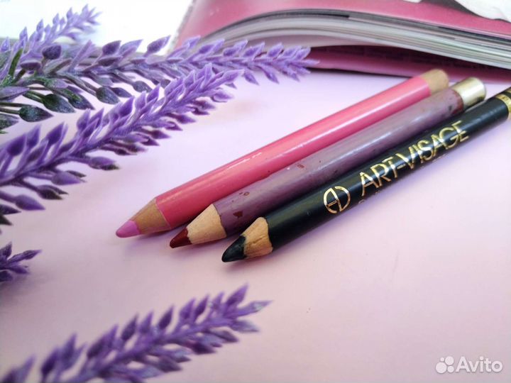 Набор косметики Косметика пакетом Духи Кисть Масло