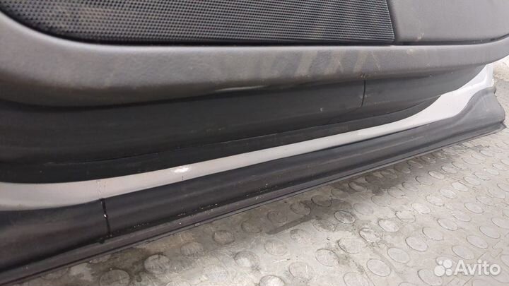 Дверь правая передняя Volkswagen Phaeton
