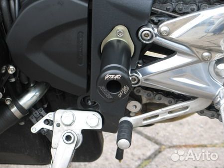 Слайдеры GSG для Triumph Daytona / Street Triple