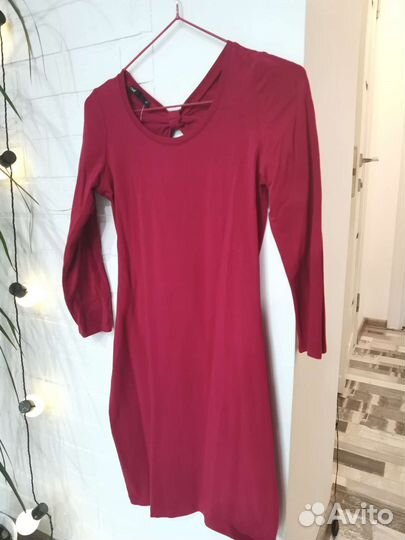 Платье красное 42 44