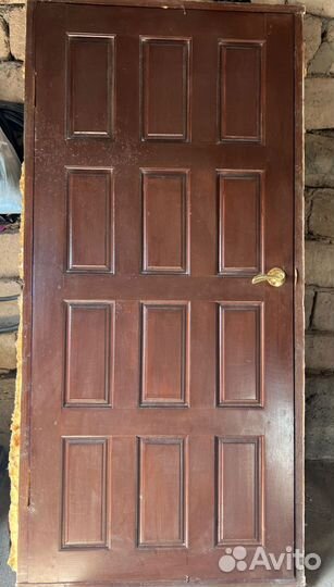 Двери межкомнатные деревянные