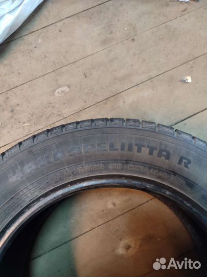 Nokian Tyres Hakkapeliitta R 215/60 R16
