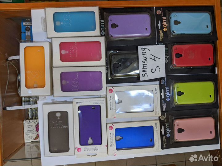 Чехлы на Samsung Galaxy S4 Silicone Cover