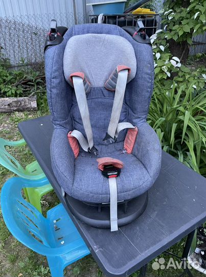 Автокресло maxi cosi tobi