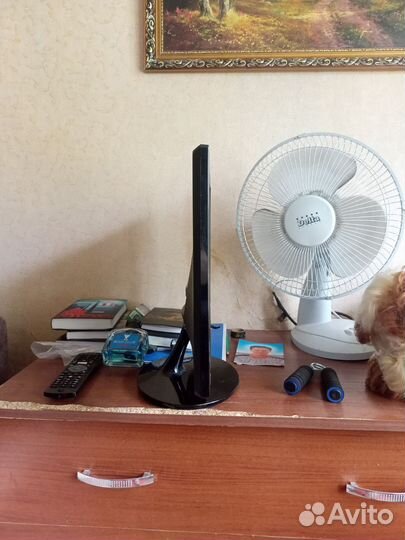 Монитор Samsung