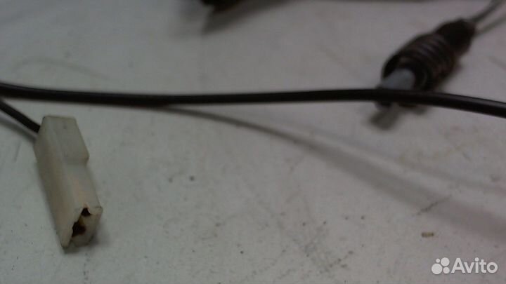 Антенна Volkswagen Polo, 2001