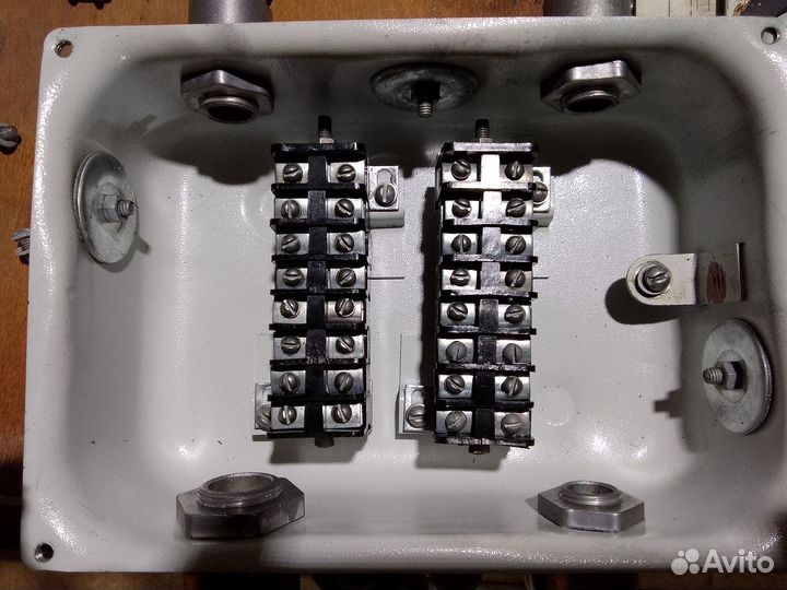 Коробка с зажимами кзнс16 У2