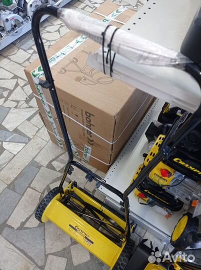 Газонокосилка механическая champion MM4026(25с)