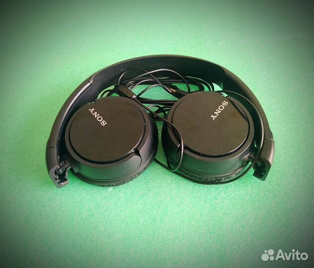 Стереонаушники Sony. Складные
