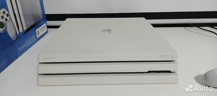 Sony PS4 pro белый 2tb HDD 9.00