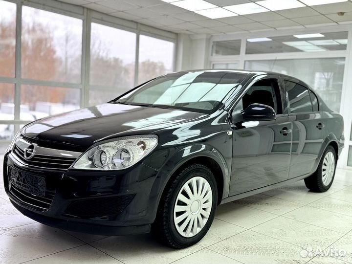 Opel Astra 1.6 AMT, 2011, 189 174 км