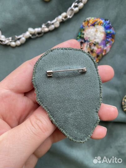 Украшение ручной работы