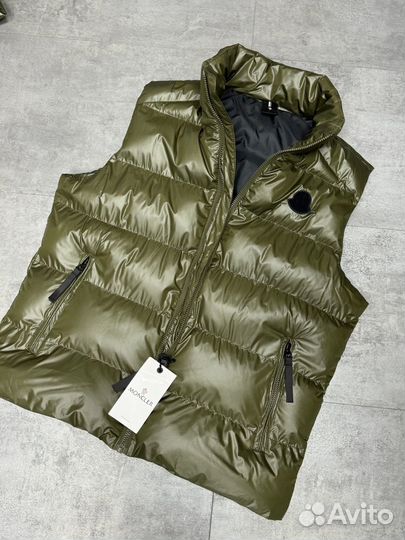 Мужской жилет Moncler