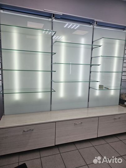 Продаются торговые стелажи
