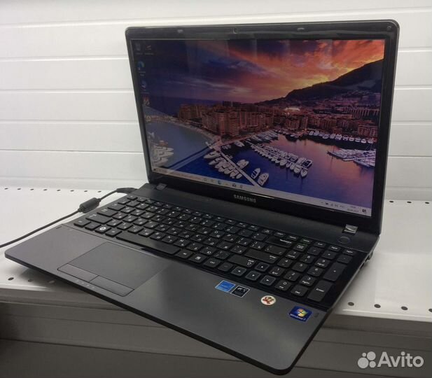 Ноутбук Samsung NP305E5A-S0C