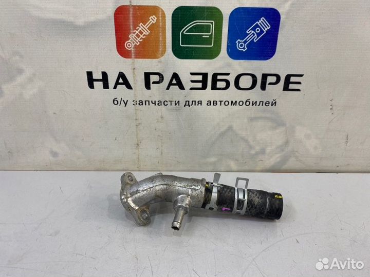 Фланец системы охлаждения задний правый Toyota