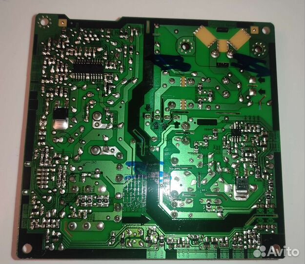 BN44-00793A от samsung UE22H5600