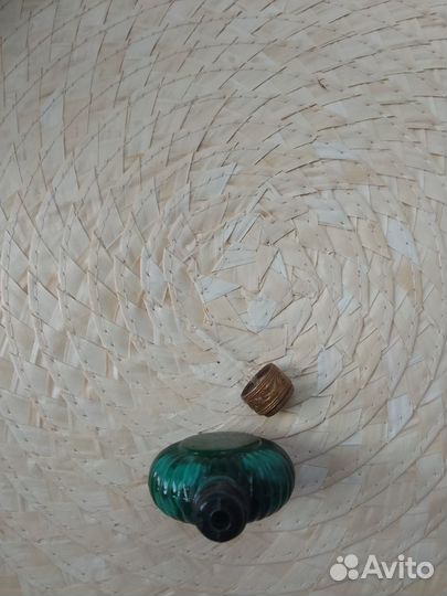 Старинный флакон для духов