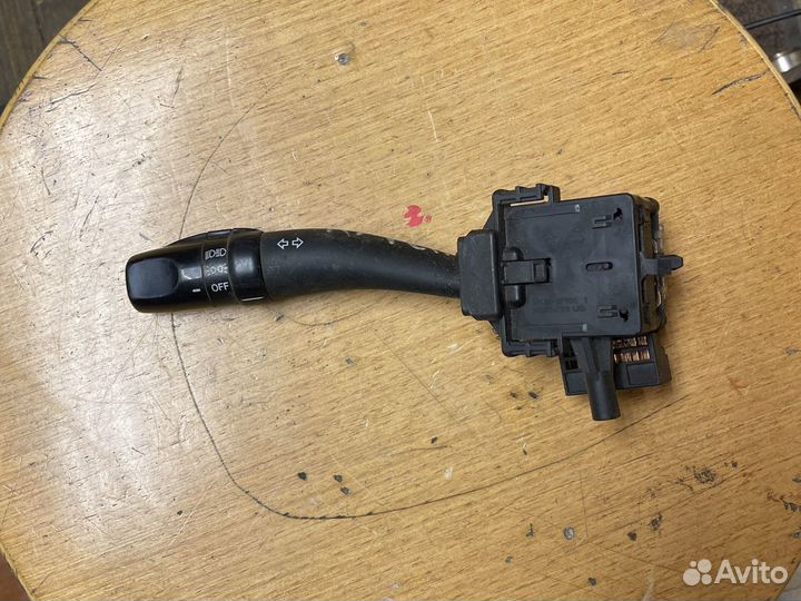 Переключатель поворотников Kia Magentis 2007