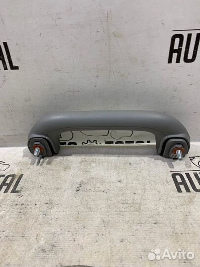 Ручка потолочная передняя правая Hyundai Solaris