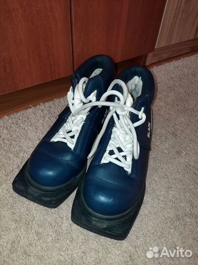 Лыжные ботинки детские 34р