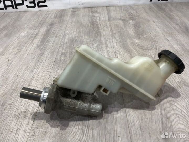 Главный тормозной цилиндр Hyundai Solaris хэтчбек