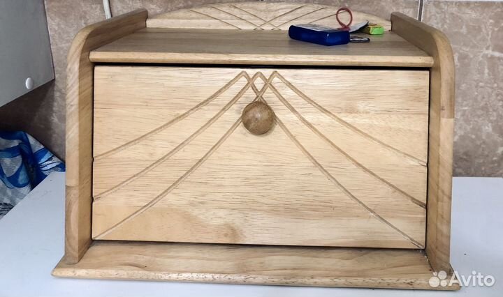 Хлебница деревянная