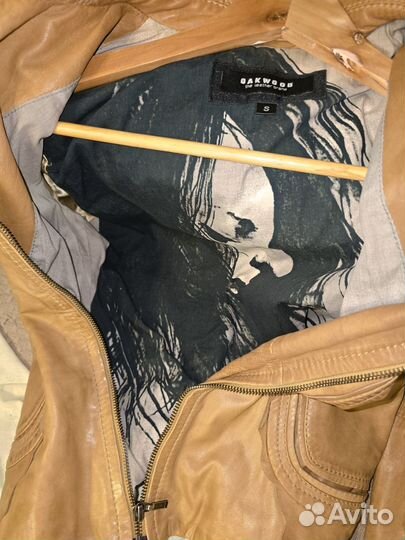 Куртка кожаная женская 42 р
