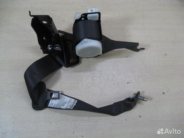 Ремень безопасности задний левый Subaru Forester