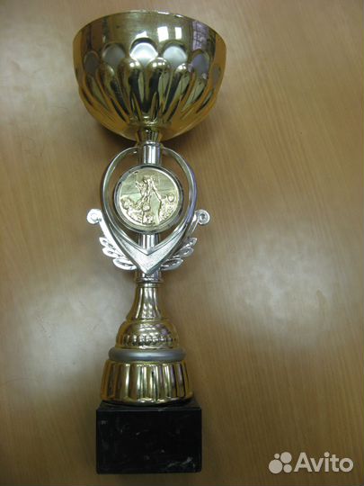 Спортивный кубок