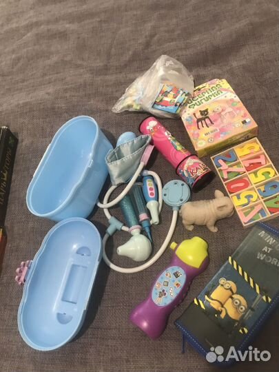 Большой пакет игрушек+ книжки