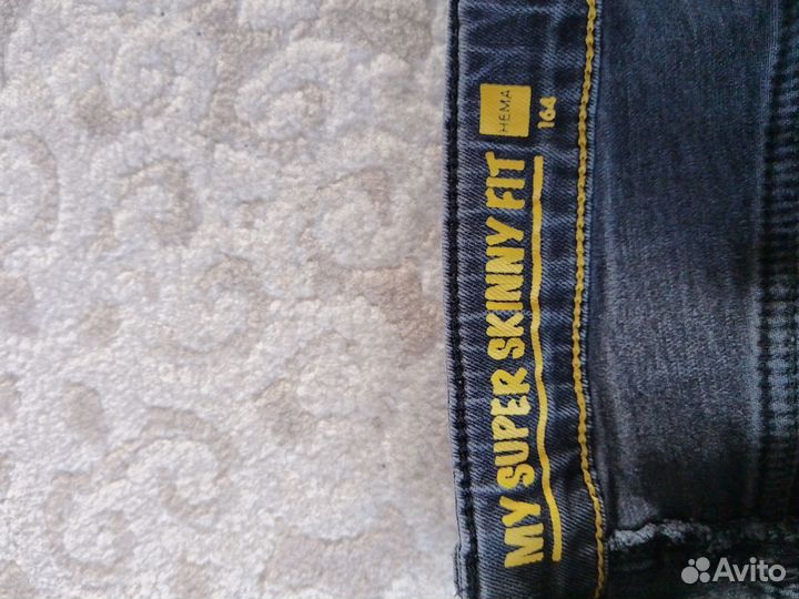 Джинсы